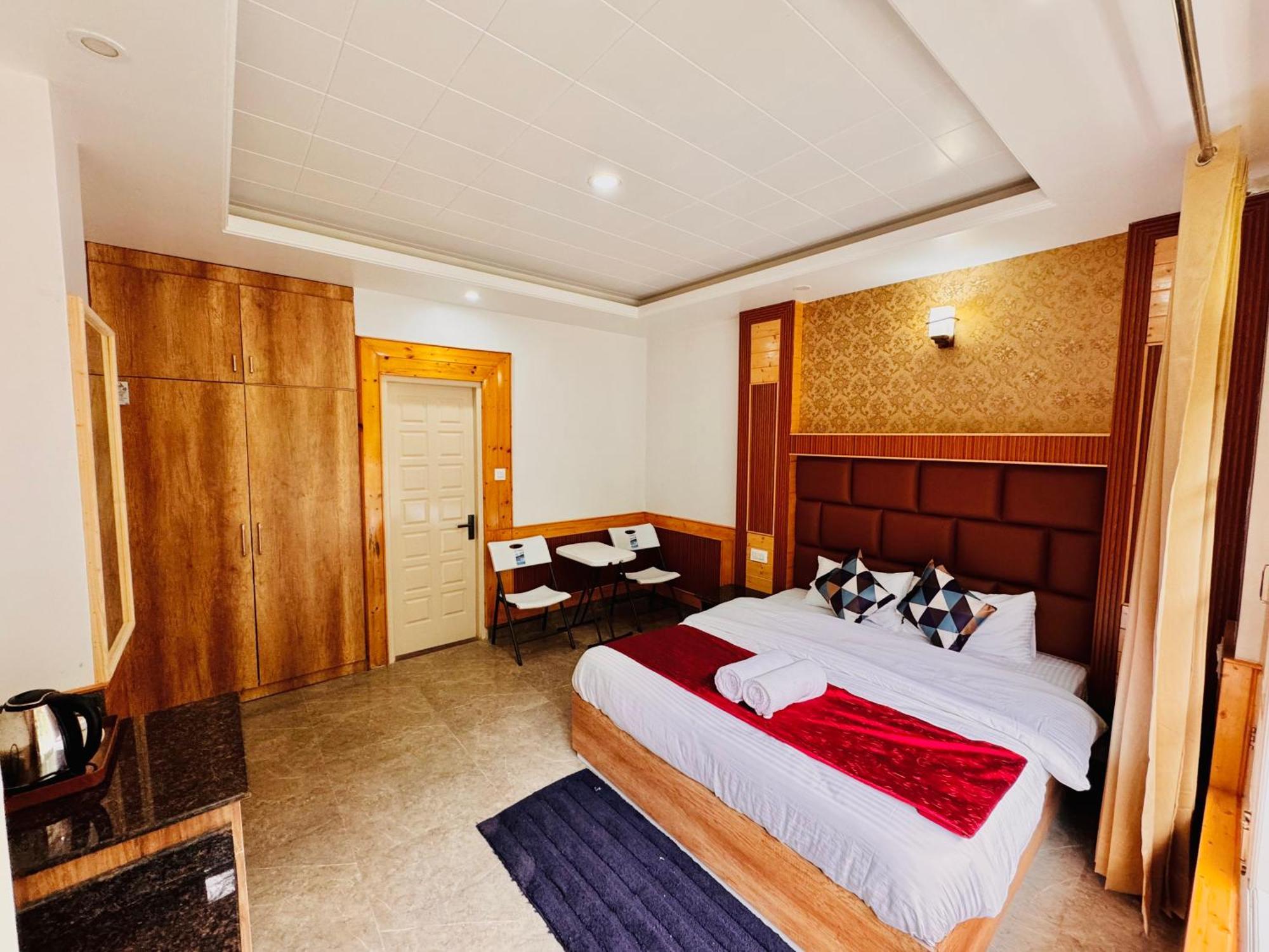 White Regency -300 Mtr From Golden Temple Amritsar